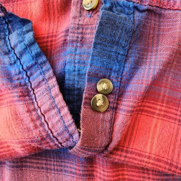 American Eagle Vintage Boyfriend Plaid Top PS Button Shirt Blue Red Flannel - Picture 15 of 16